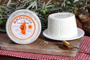 Le Brocciu: fromage frais onctueux à base de lait de brebis et/ou chèvre.